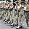 رژه با کفش پاشنه بلند، نمایشی جنجال آفرین در اوکراین