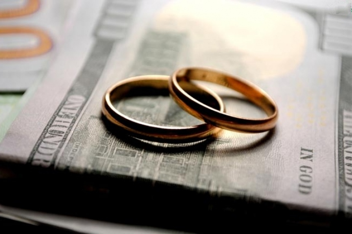 عدم تعلق وام به کسانی که بیش از یک بار ازدواج کردند، قانونی است