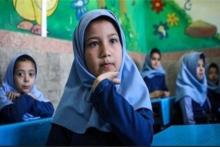 زمینه نام‌نویسی دانش آموزان اتباع مجاز در مدارس البرز فراهم است