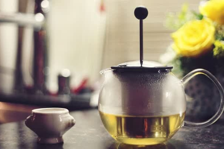 آیا با چای سبز می‌توان وزن کم کرد؟